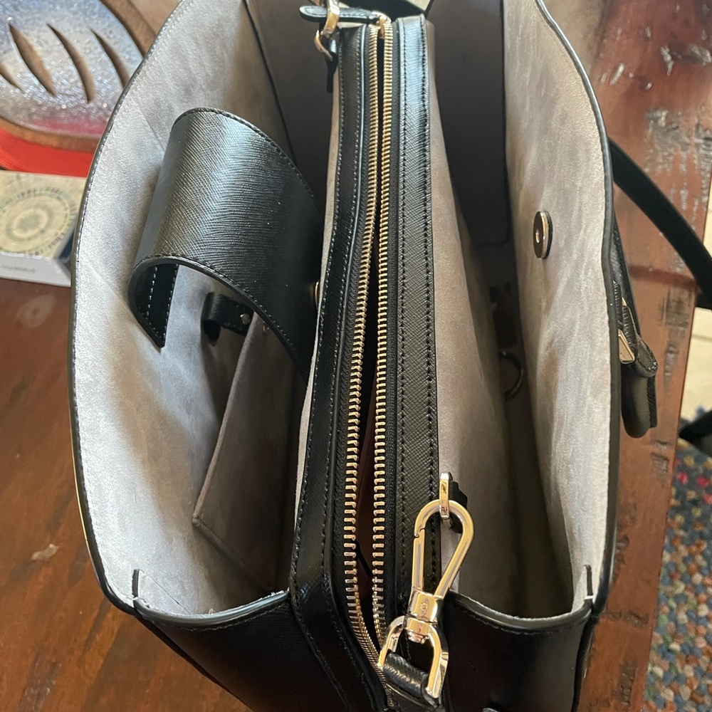 Kate Spade Bag - Picture 2 of 7